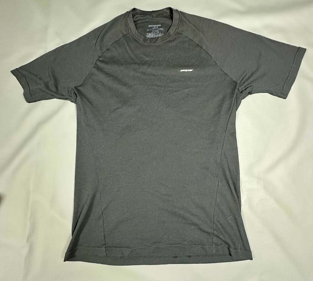 Patagonia Capilene 2 Lightweight Men's Short Sleeve T-Shirt Black Size M